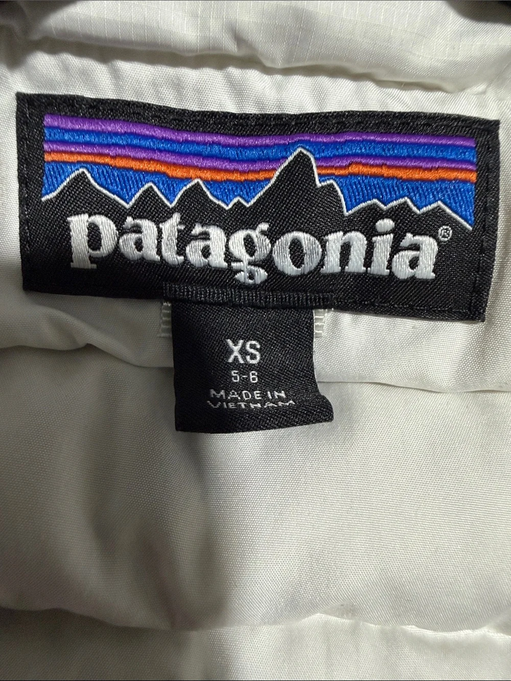 Patagonia Off-White Quilted Down Vest